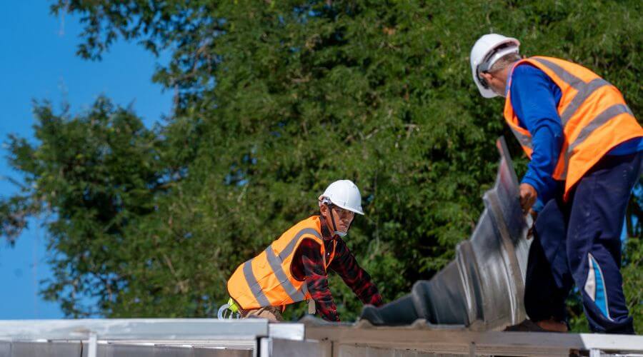 Expert top industrial roofings services in Melbourne, IA